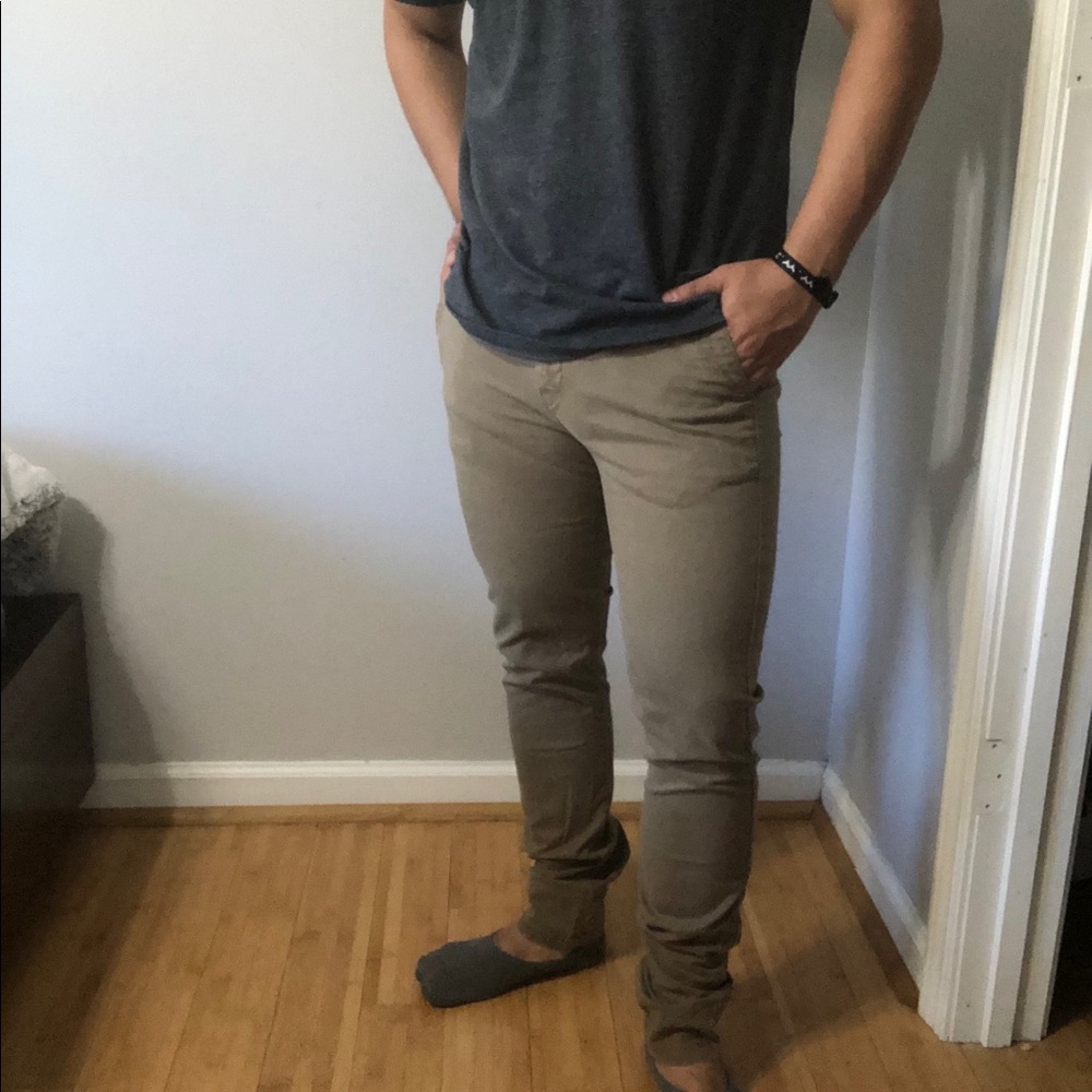 H&M Fitted Skinny Khaki Pants